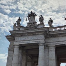 La planificación financiera estratégica: un imperativo para las comunidades religiosas en Colombia